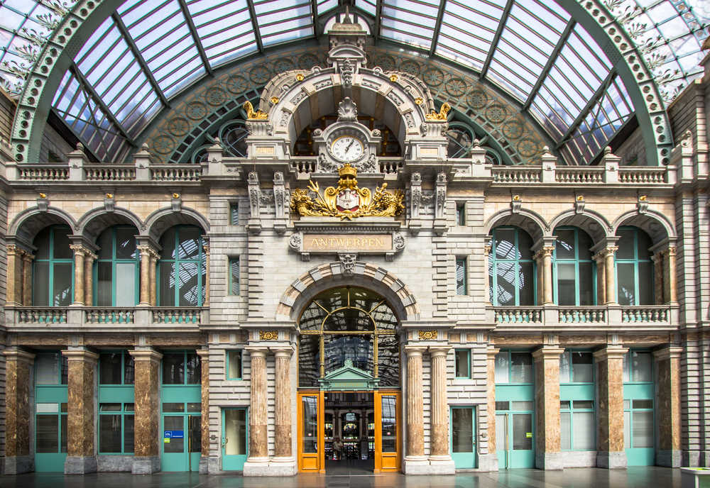 gare anvers