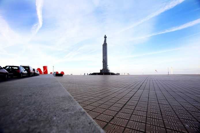 Monument-voor-de-Zeelieden-oostende